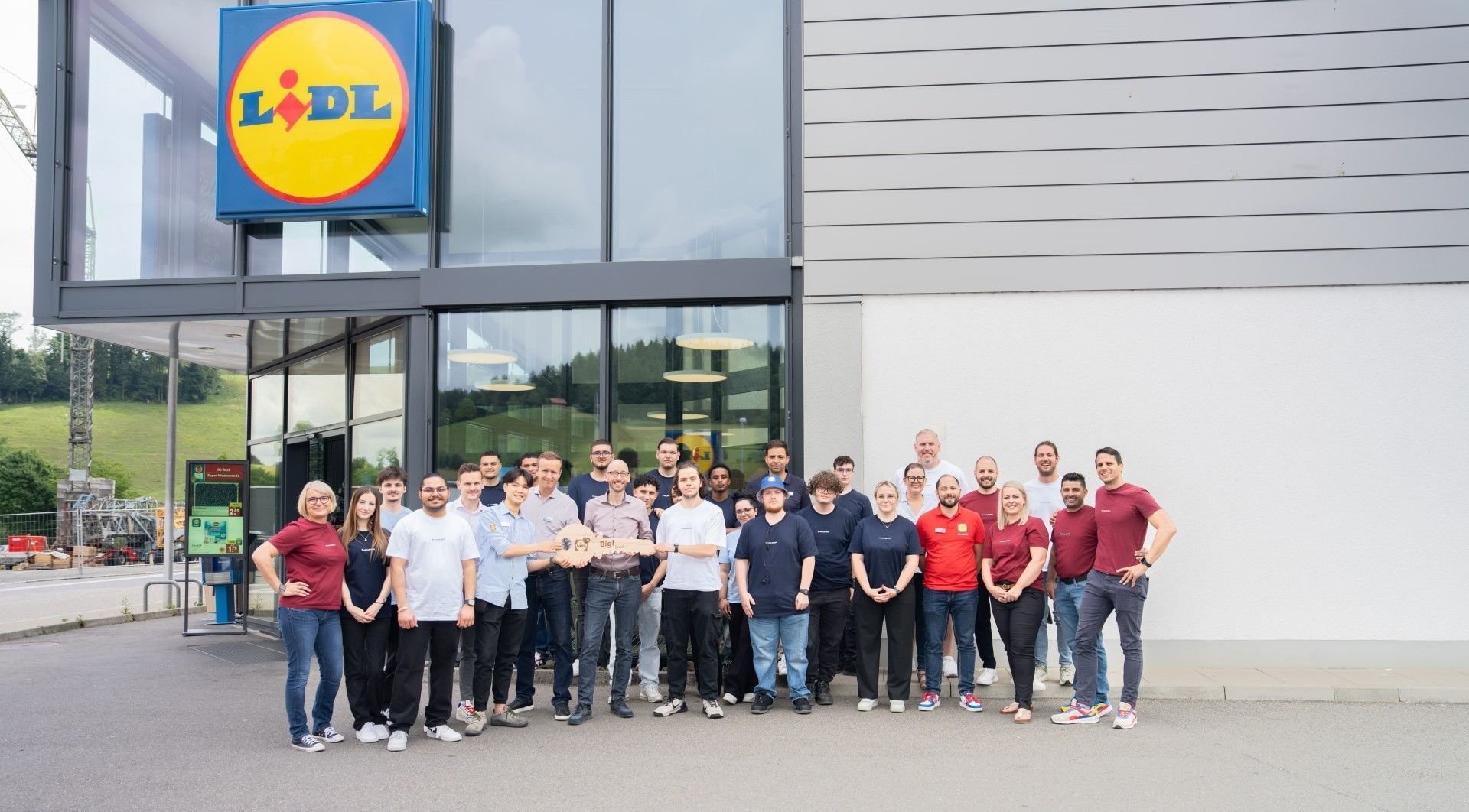 Lidl Lernende übernehmen Lidl Filiale